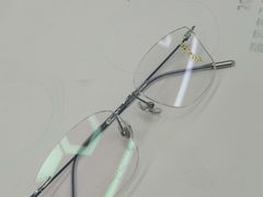 -华彬眼镜专业渐进配镜(潘家园店)