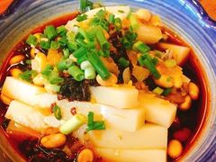 -野山舂·贵州现舂酸汤火锅(鸿通城店)