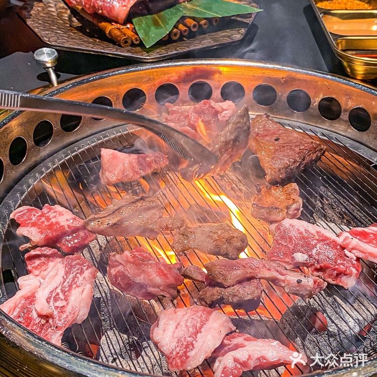 南艺后街走一圈，一定要来一次围炉烤肉‼️