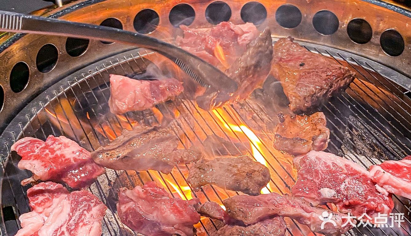 南艺后街走一圈，一定要来一次围炉烤肉‼️