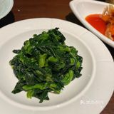 在客堂间里吃饭