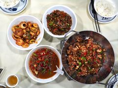 -笨罗卜浏阳菜馆(太平街店)