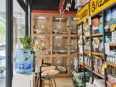 -八公叔叔宠物美容连锁(春申店)