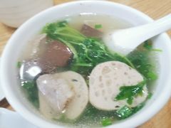 -三身人金新肠粉(丹霞店)