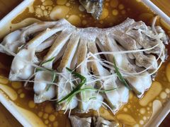 清蒸武昌鱼-莲餐厅·湖北菜·藕汤是头牌(愚园路店)