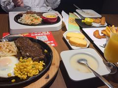 -豪客来牛排(空港华联店)