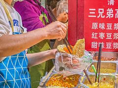 -老字号杨坡红油米线腊汁肉夹馍(东四道巷店)