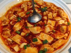 -荷塘秋月·本帮江浙菜(国权路店)