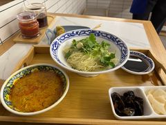 -老新隆牛肉锅贴(新街口店)