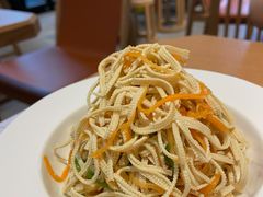 炝拌干豆腐丝-天怡興·百年蒸饺(中心书城店)