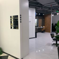 -程Studio