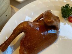玻璃脆皮乳鸽-利苑酒家(金宝店)