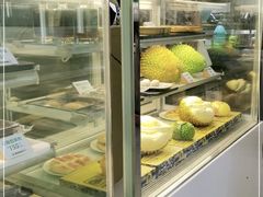 面包甜点陈列柜-猫王榴莲世家(三里屯SOHO商场店)