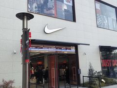 -NIKE上海青浦优选体验店