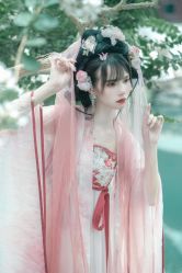 -一揽芳华汉服旗袍体验馆(拙政园店)