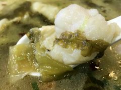 -周鱼小馆石锅酸菜鱼(活力汇店)