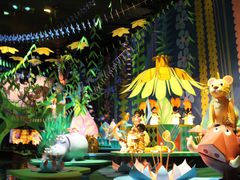 -海底巡游艇:尼莫和好友的海洋世界