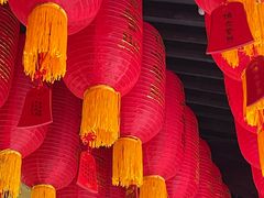 -龙华寺
