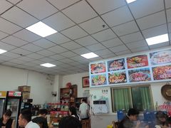 -苗侗地道红酸.酸汤鱼·酸汤牛肉