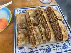 -虹海圣肉饼店家常菜馆