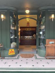 -IMUSE BARBER SHOP