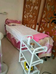 -成都苗方清颜专业祛痘