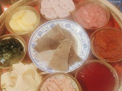 -山悦里 山野·鲜火锅(罗斯福广场店)
