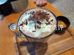 -星巴克臻选(上海合生汇1F店)