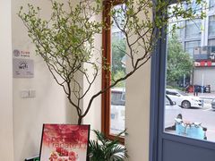 -山与蓝·轻糖鲜果蛋糕(勒泰店)