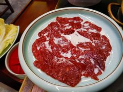 鲜牛奶捞牛肉-沸炉重庆老火锅(军事博物馆店)