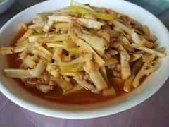 竹笋肉丝-天乐农家鱼头王(天目湖店)
