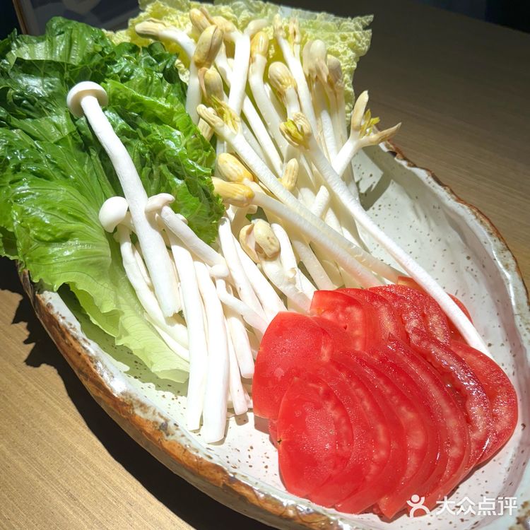 重庆唯一一家无边际江景海鲜餐厅！||🍃位于南