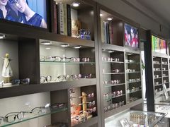 -视野联行眼镜蔡司·依视路官方授权店(顺城店)