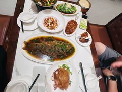 -梅利汴京烤鸭•开封豫菜地标店(东大街店)