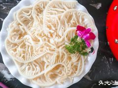 -二荆条·蜀鲜汇城市森林火锅