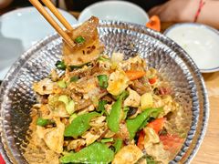 -九锅一堂酸菜鱼(新南凯德直营店)