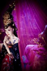 点击看大图 -九月鹰飞汉服摄影工作室
