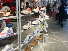 -NIKE KICKS LOUNGE体验店(北京新中关店)