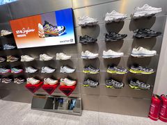-SALOMON萨洛蒙(北京王府中环店)