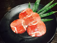-山川小町·极番烧肉(新地假日广场店)