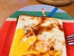 -红宝石·鲜奶小方·海派西点房(南丹店)