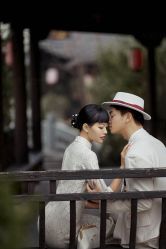 -雪中彩影婚纱摄影·微光艺术中心