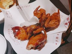 -鸽子侯·家宴·平价海鲜(市图书馆店)