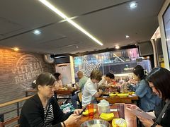 -BHC炸鸡(明洞总店)