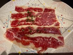 -山川小町·极番烧肉(新地假日广场店)
