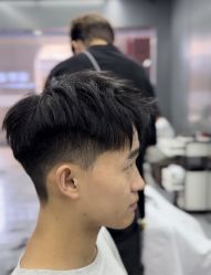 -藤野造型烫发染发