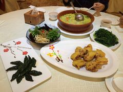 顺峰(省府店)-顺峰海鲜酒楼(省府店)