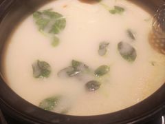 -大匠工房古船木艺术餐厅·猪肚鸡专门店(长白仙岛店)