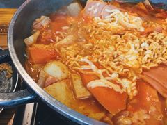芝士年糕火鍋-辛明堂洞韩式芝士年糕火锅(万达店)