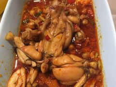 -蛙两只美蛙鱼头火锅(恒茂店)